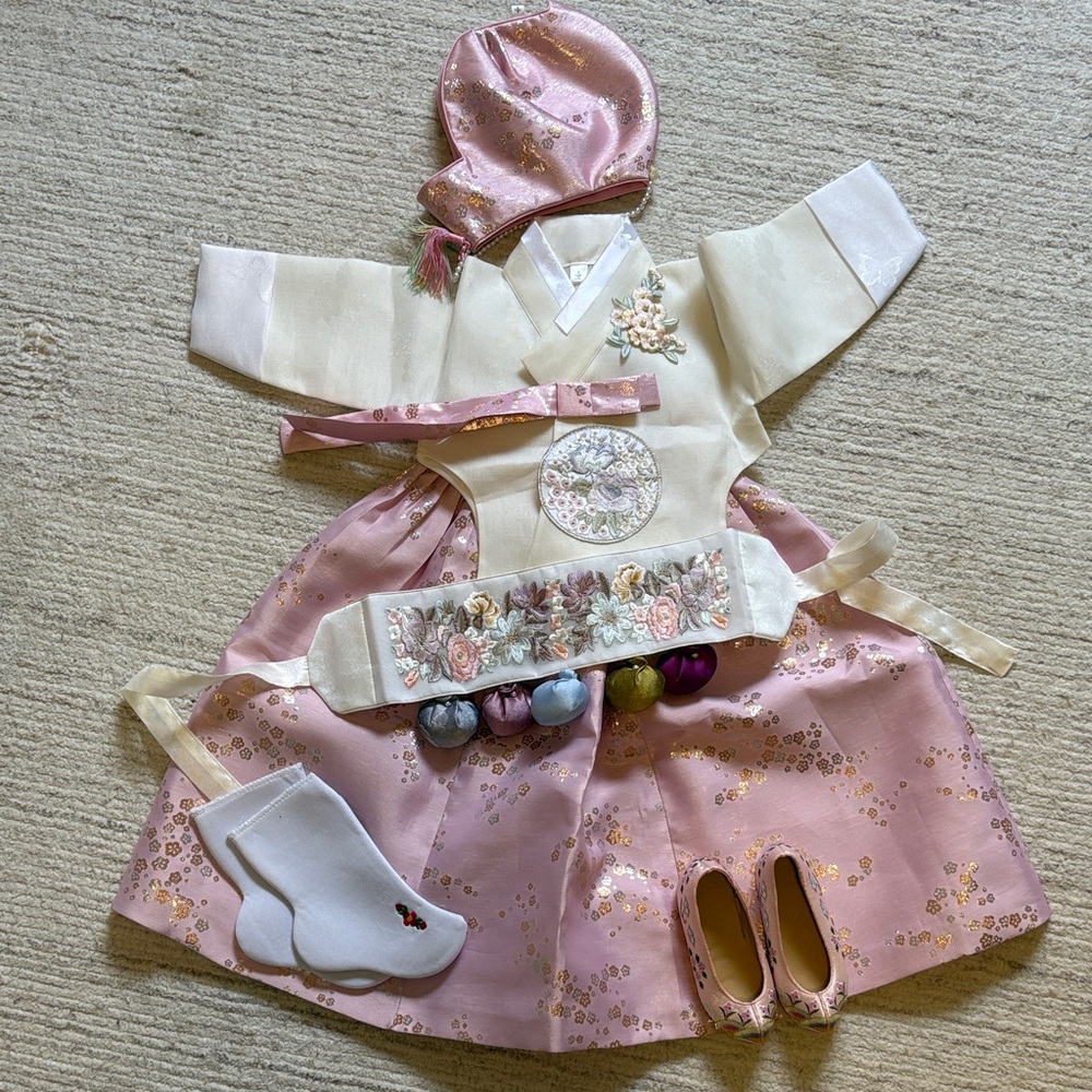 Girls hanbok for first birthday (dol / dohl) from Korea